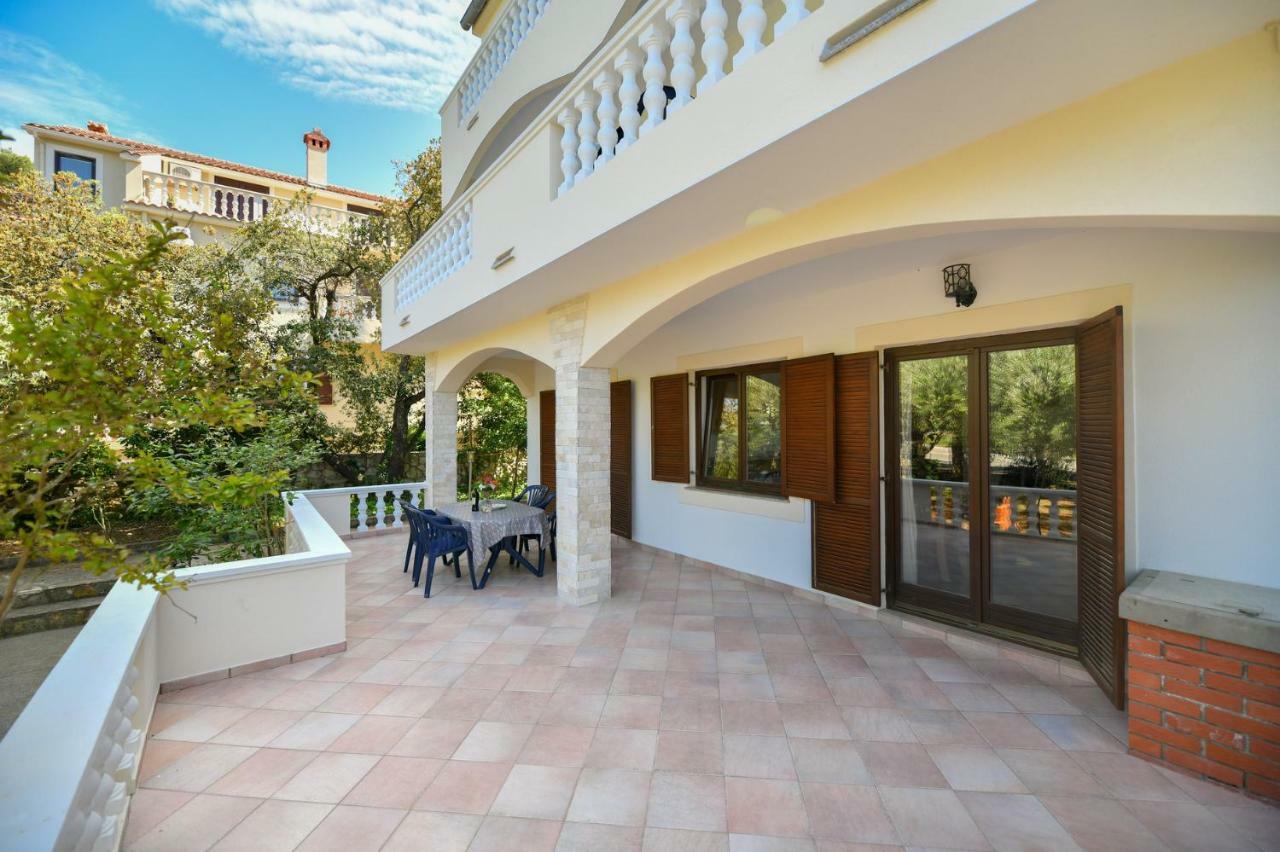 Apartments Mrva Ugljan Exterior photo